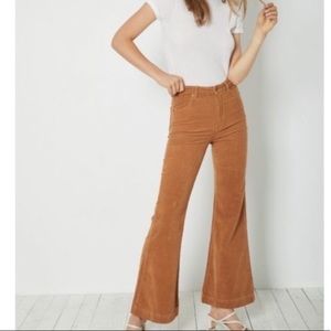 ROLLAS - High Rise East Coast Flare Corduroy Pants
